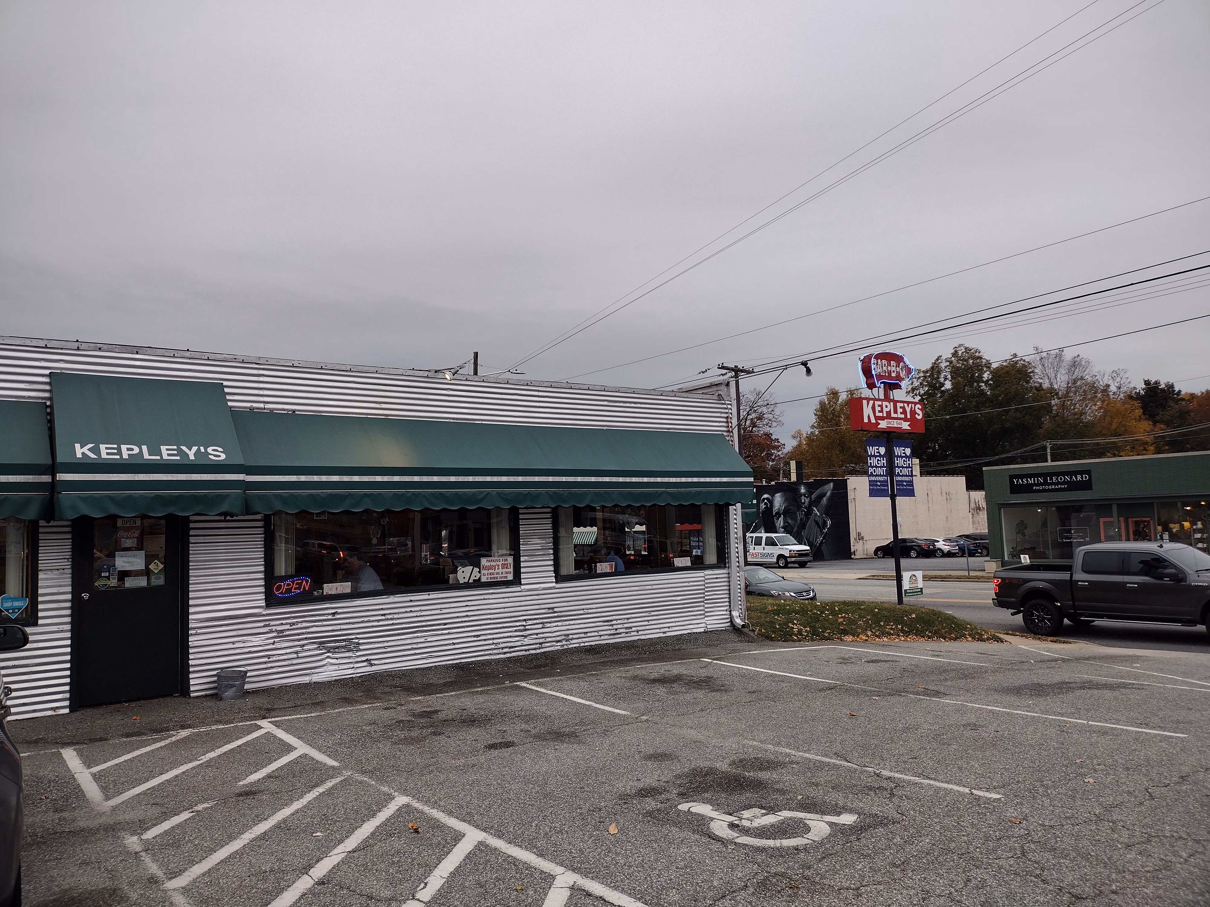 Kepley's Barbecue — photo 1