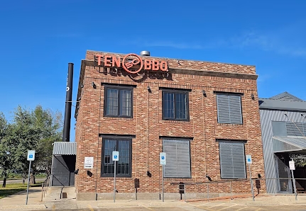 Ten 50 BBQ — photo 1