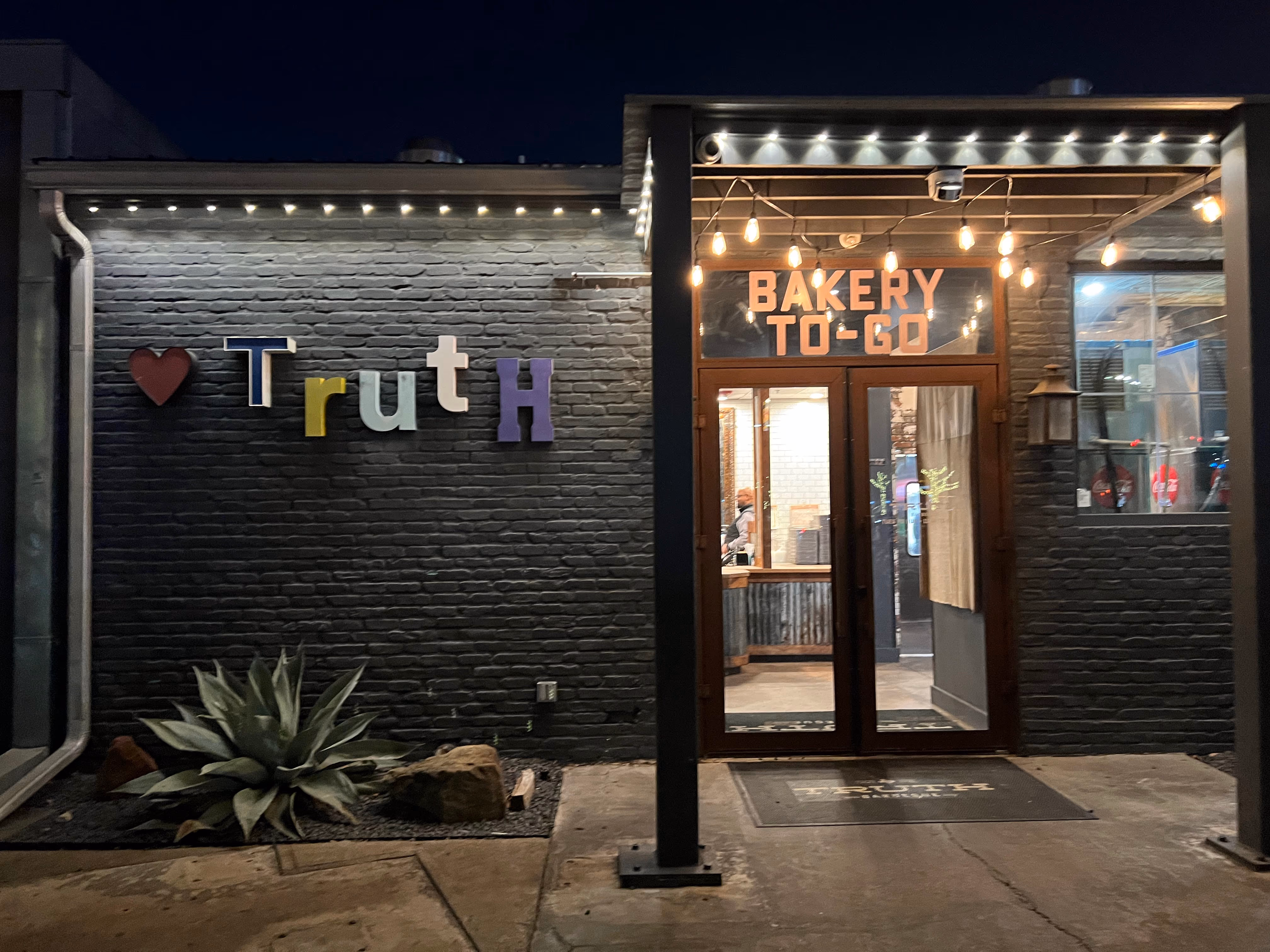 Truth BBQ — photo 1